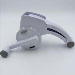 Pampered Chef Rotary Grater 1277 Box Grates Cheese, Nuts, Chocolate Garnish NWOB